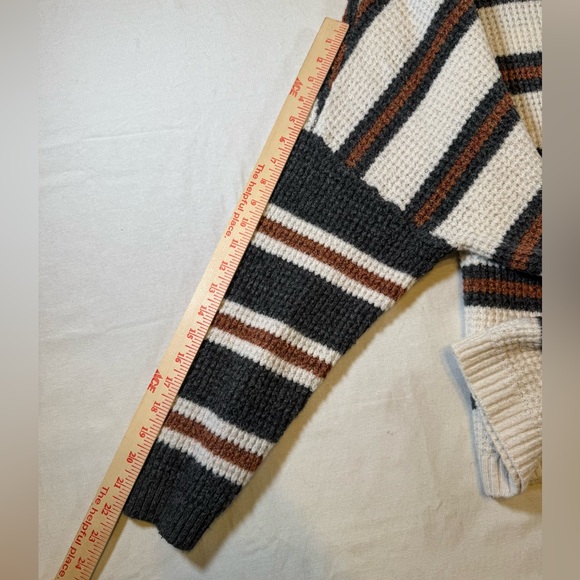 American Eagle Waffle Knit Women’s Striped Sweater - Picture 6 of 7